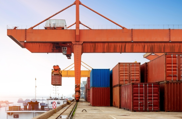 青島貨代行業(yè)作為連接世界的紐帶，為青島經(jīng)濟發(fā)展注入了活力