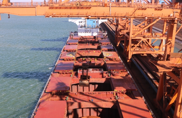 青島貨代將青島與世界緊密相連，為國際貿(mào)易順利開展提供了有力保障