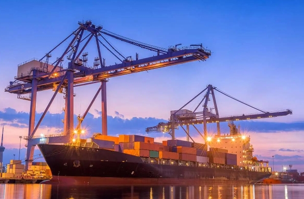 面對激烈的市場競爭和不斷變化的客戶需求，天津貨代如何應(yīng)對？