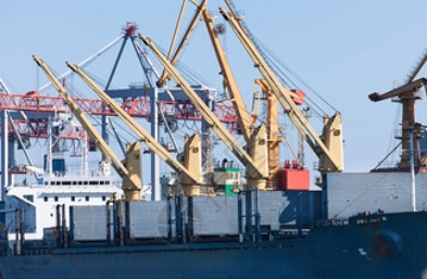 天津貨運(yùn)代理發(fā)揮其獨(dú)特的優(yōu)勢(shì)，為全球化的進(jìn)程做出更大的貢獻(xiàn)